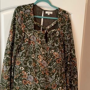 Criss cross detailing dress